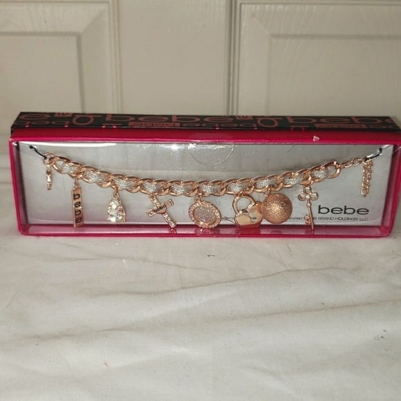 Bebe rose gold rhinestone bracelet brand new in box - Picture 3 of 7